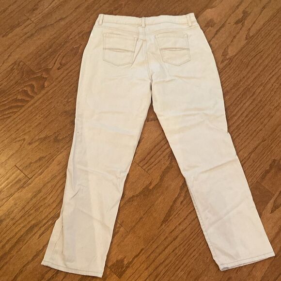 Bandolino Mandie size 14 jeans,  high-rise, A dark white color - Picture 8 of 12